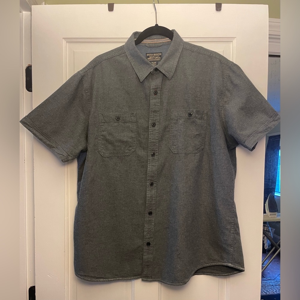 Short sleeve button down shirt